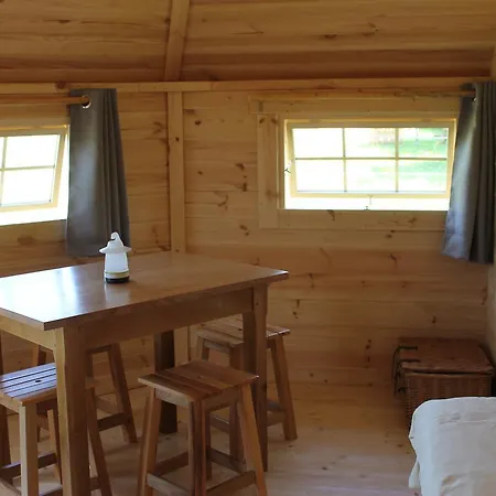 Bed & Breakfast Ailleurs Beauvau