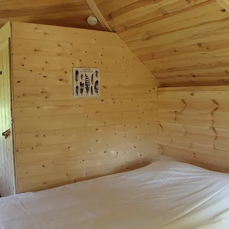 Bed & Breakfast Ailleurs Beauvau